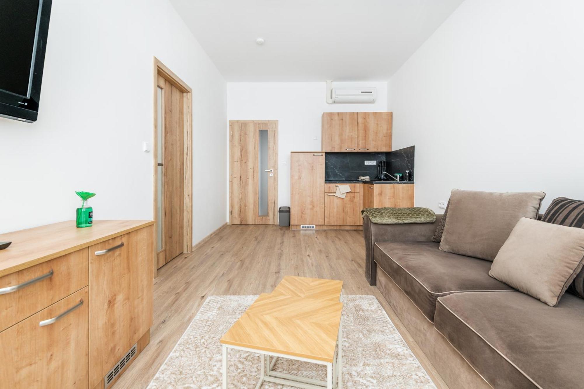 Cafe Kaftan - Pension Kolín Dış mekan fotoğraf